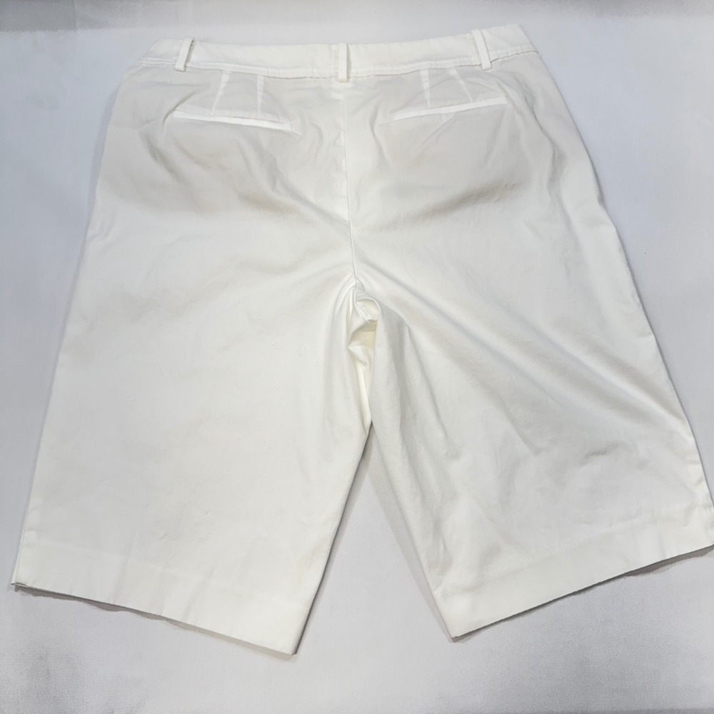 Talbots Perfect Short Women Size 12 White Cotton Blend Bermuda Shorts - Picture 8 of 8